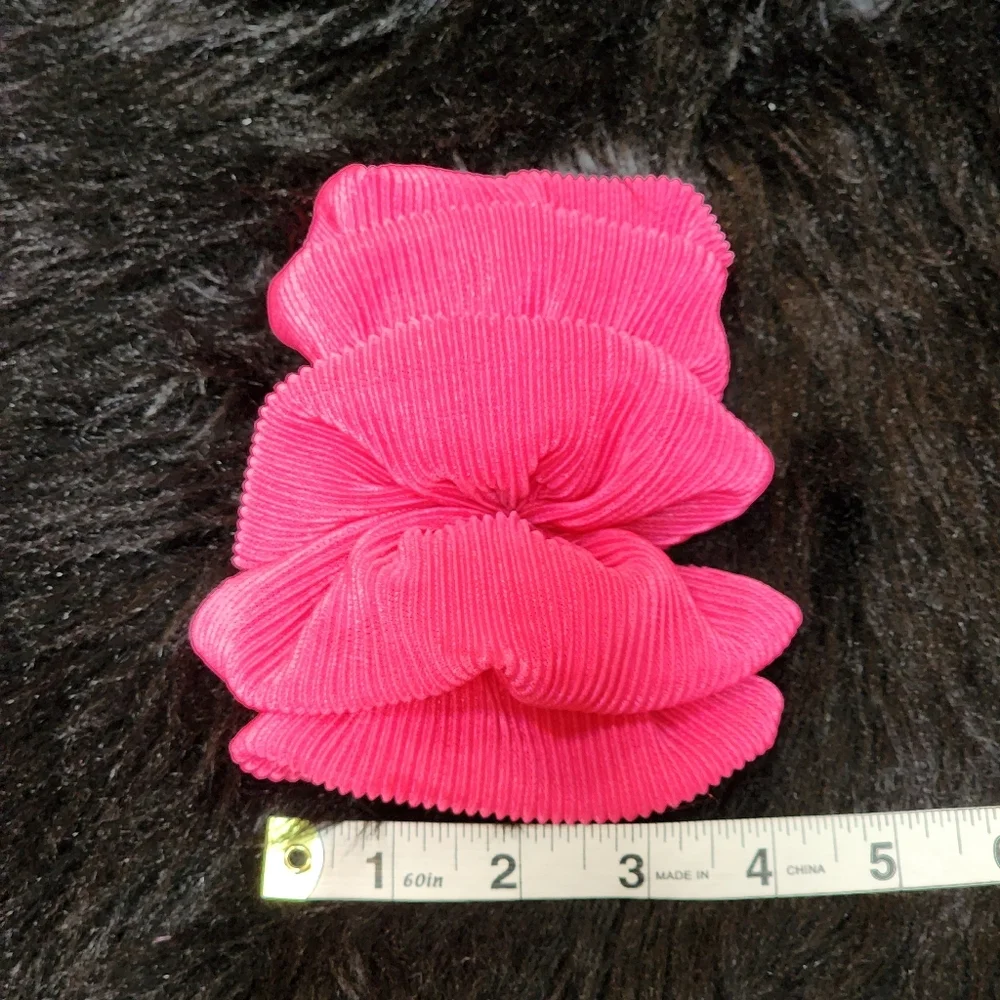 Vintage 90s Silky Pink Hair Bow
